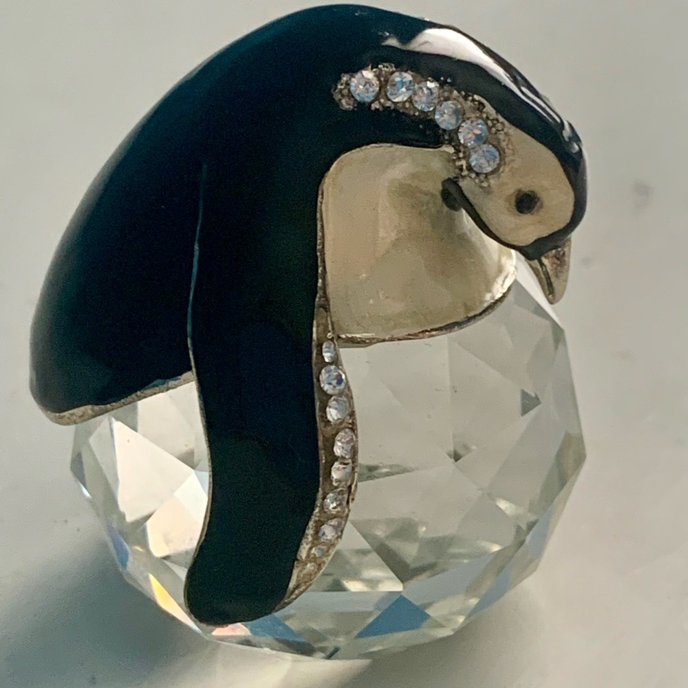 Vintage Penguin Crystal Black Enamel Paperweight